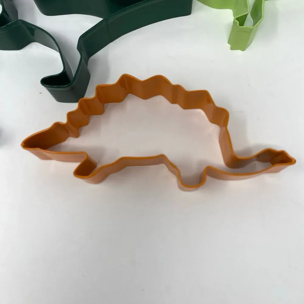Dinosaur cookie cutters Brontosaurus Velociraptor T-Rex Stegosaurus Triceratops